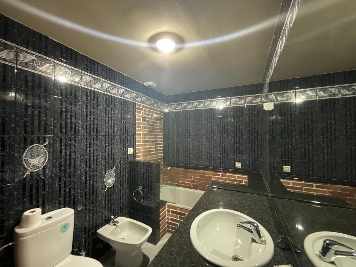 Pension La Chalana Пола-де-Лавиана Экстерьер фото